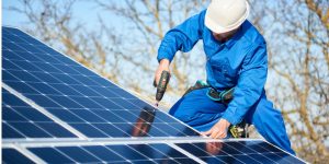 Installation Maintenance Panneaux Solaires Photovoltaïques à Malaucene